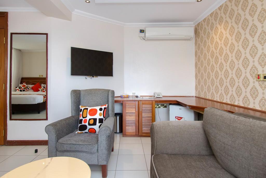 קיסומו Victoria Comfort Inn מראה חיצוני תמונה