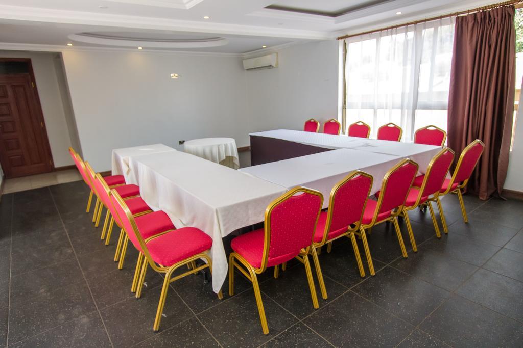 קיסומו Victoria Comfort Inn מראה חיצוני תמונה