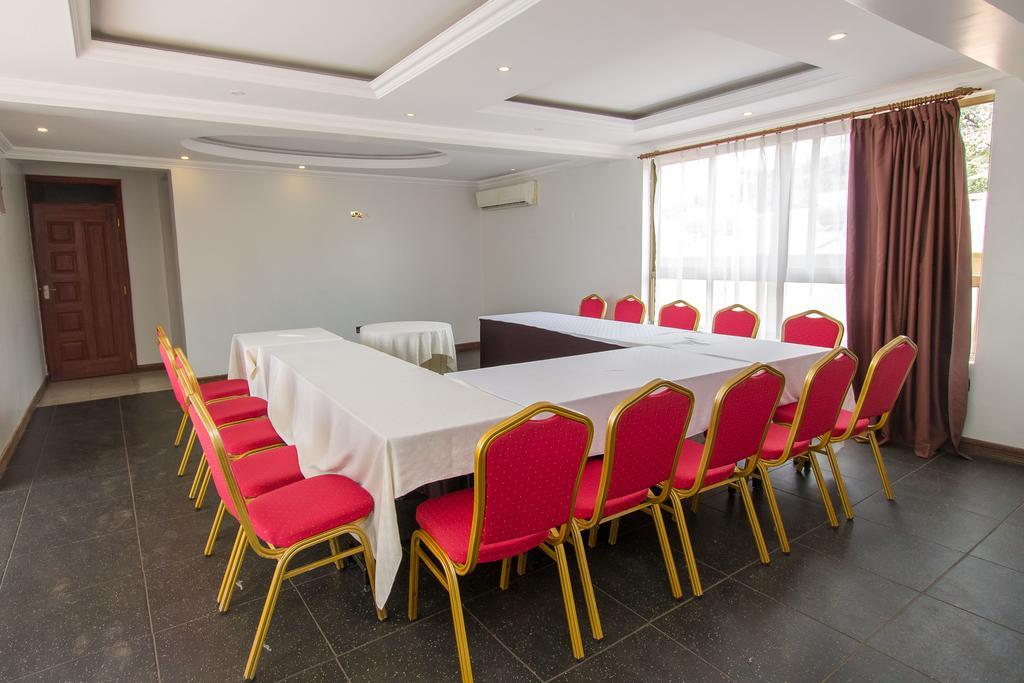 קיסומו Victoria Comfort Inn מראה חיצוני תמונה