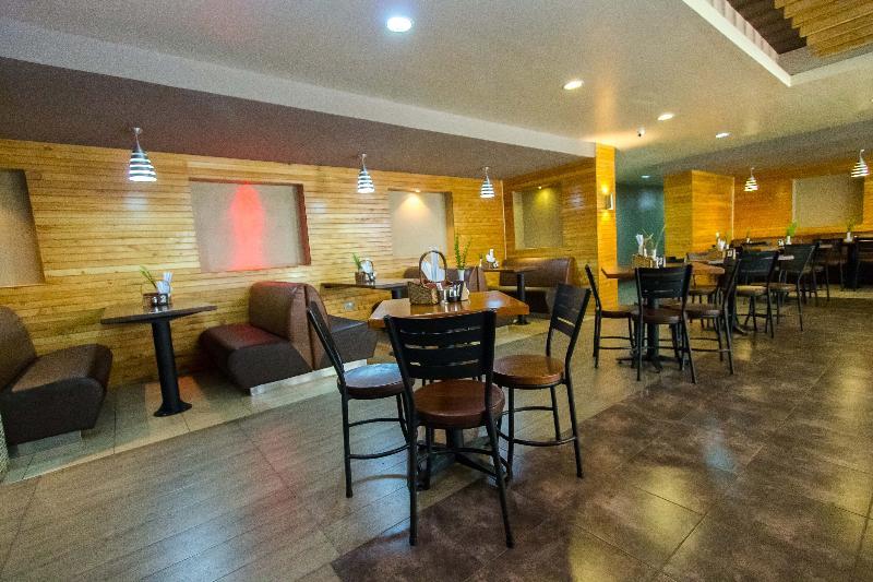 קיסומו Victoria Comfort Inn מראה חיצוני תמונה