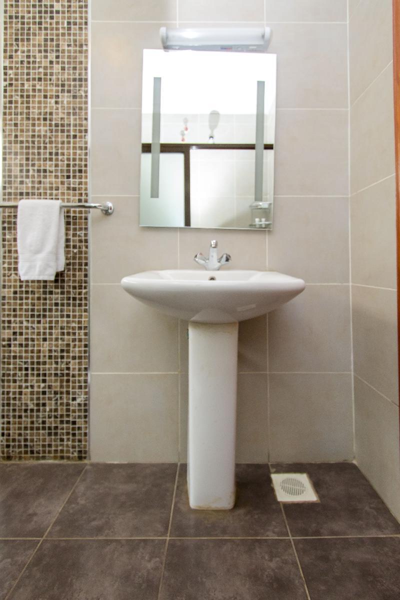 קיסומו Victoria Comfort Inn מראה חיצוני תמונה