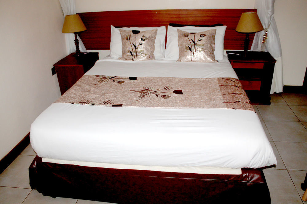קיסומו Victoria Comfort Inn מראה חיצוני תמונה