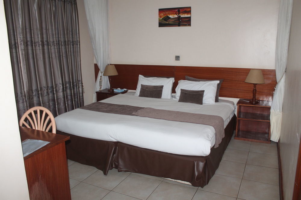 קיסומו Victoria Comfort Inn מראה חיצוני תמונה