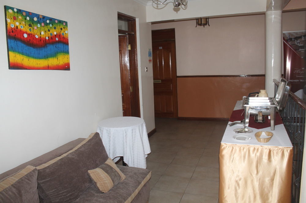 קיסומו Victoria Comfort Inn מראה חיצוני תמונה