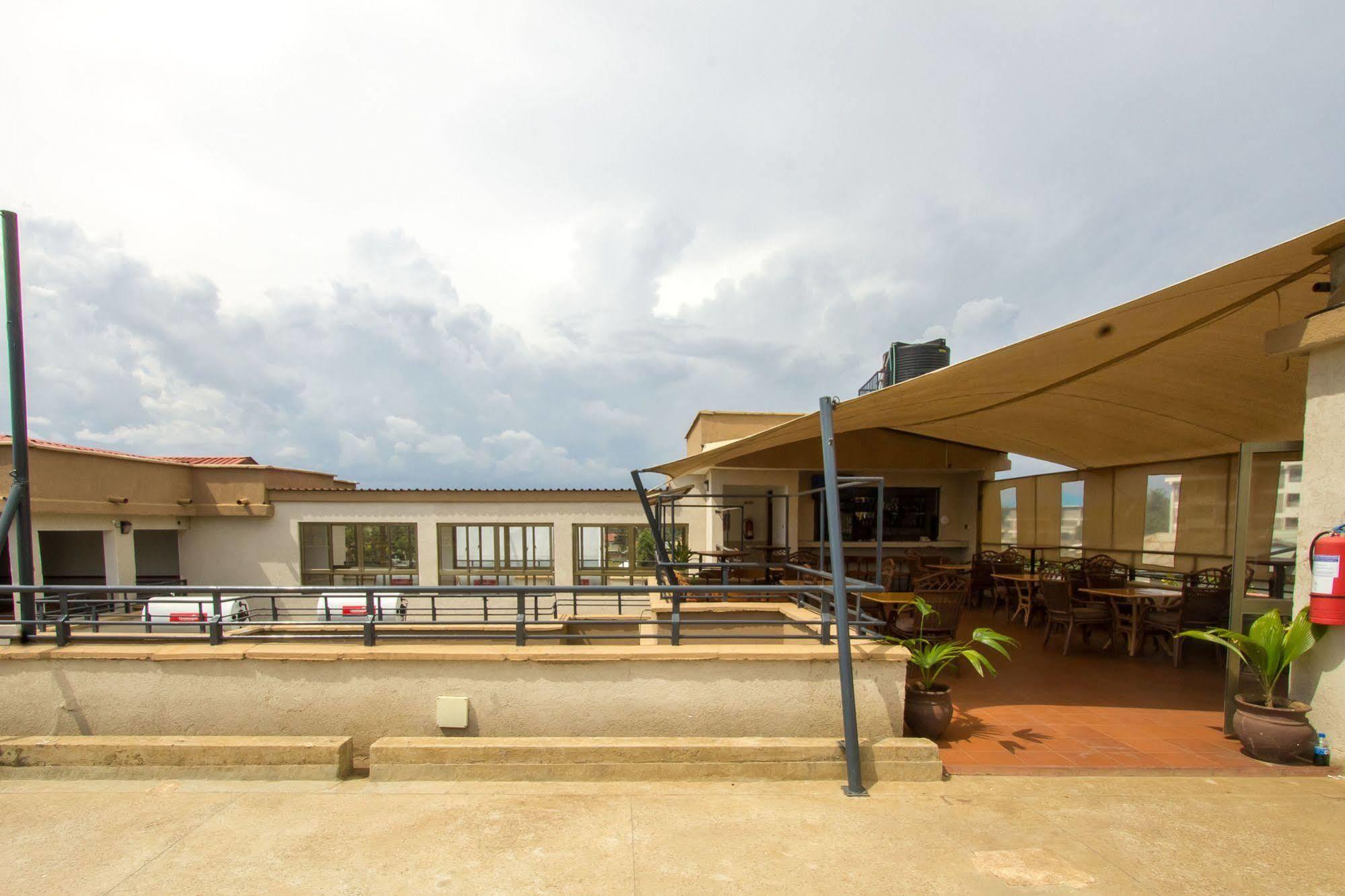 קיסומו Victoria Comfort Inn מראה חיצוני תמונה