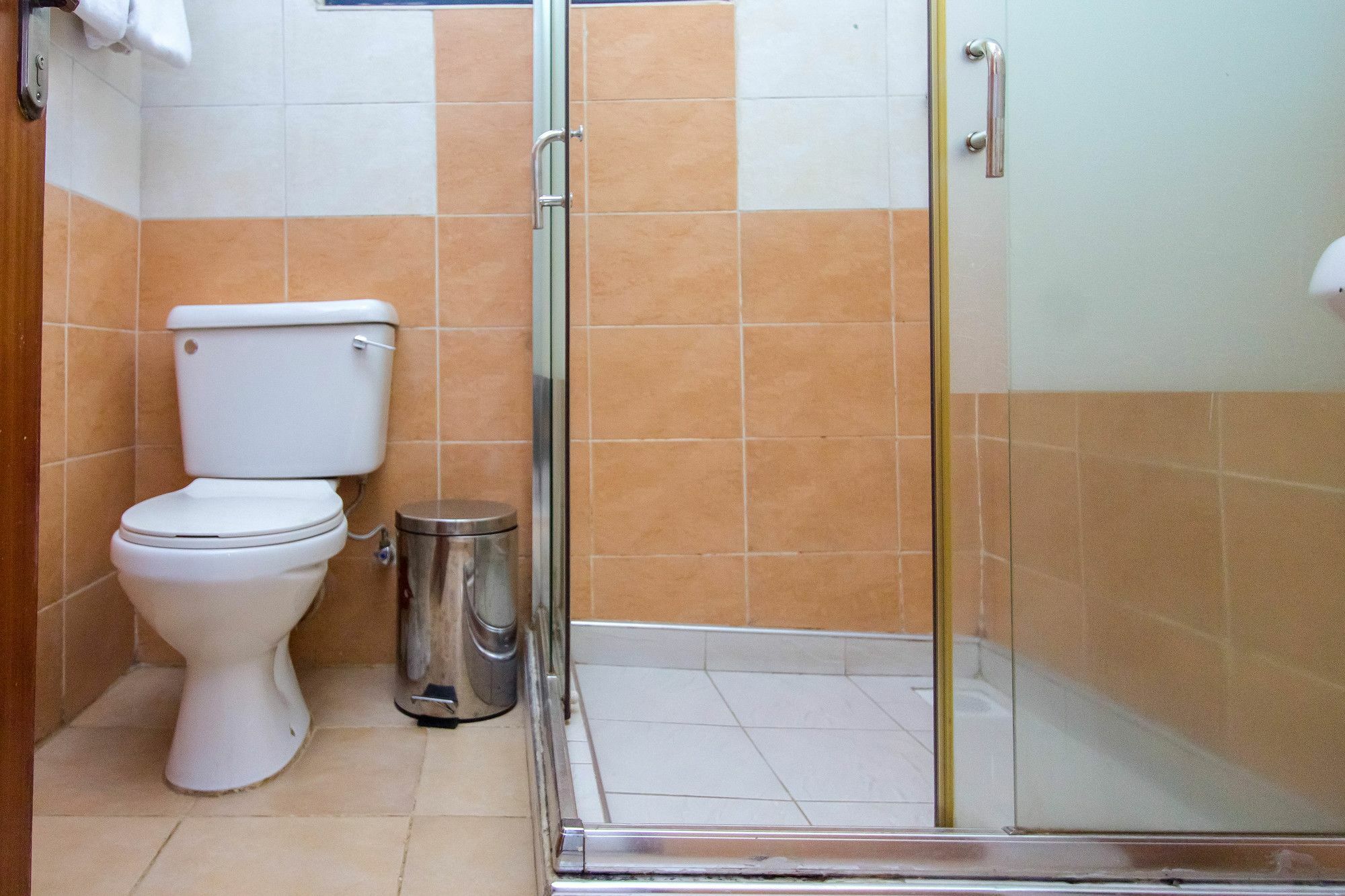 קיסומו Victoria Comfort Inn מראה חיצוני תמונה