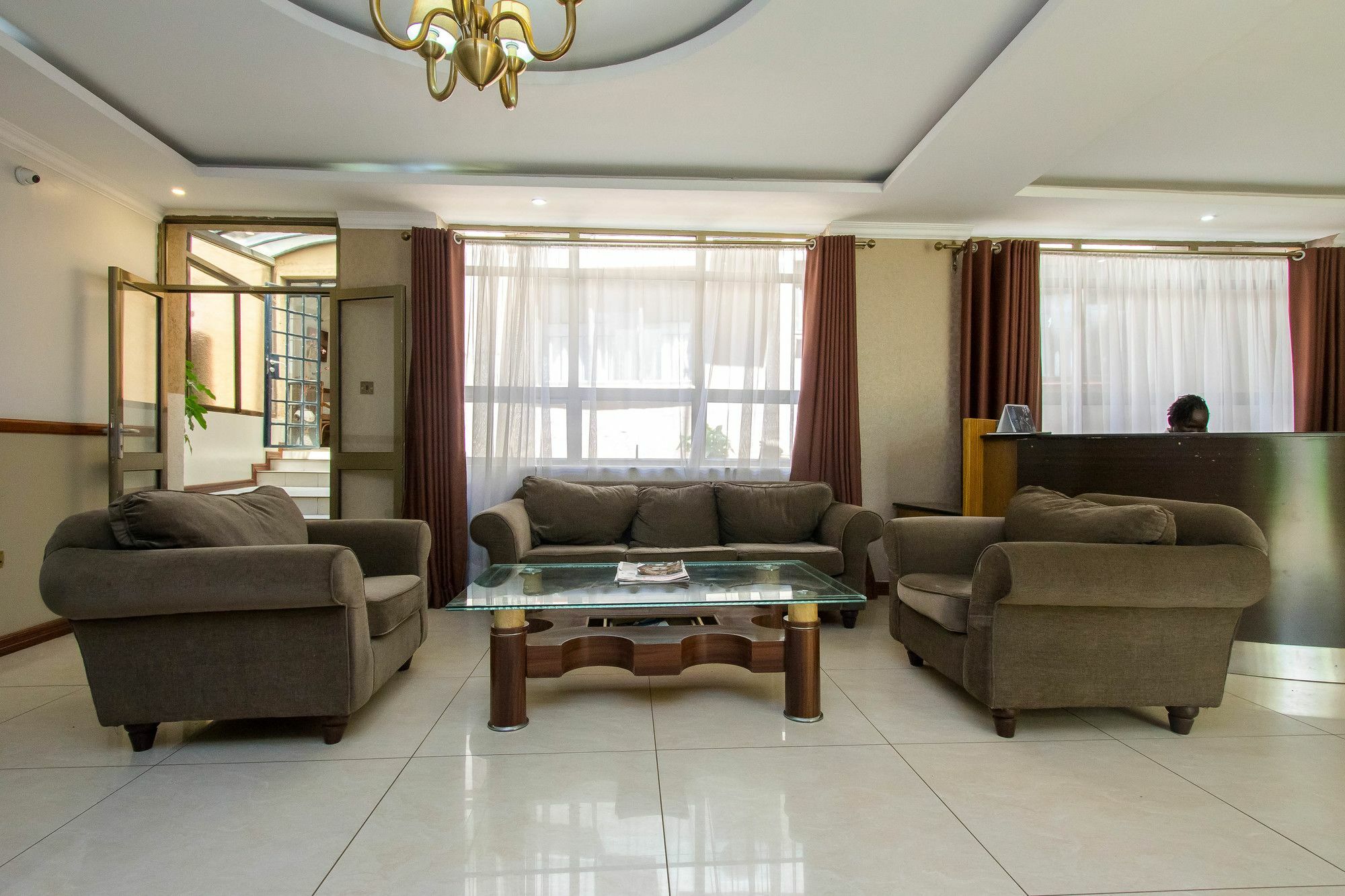 קיסומו Victoria Comfort Inn מראה חיצוני תמונה