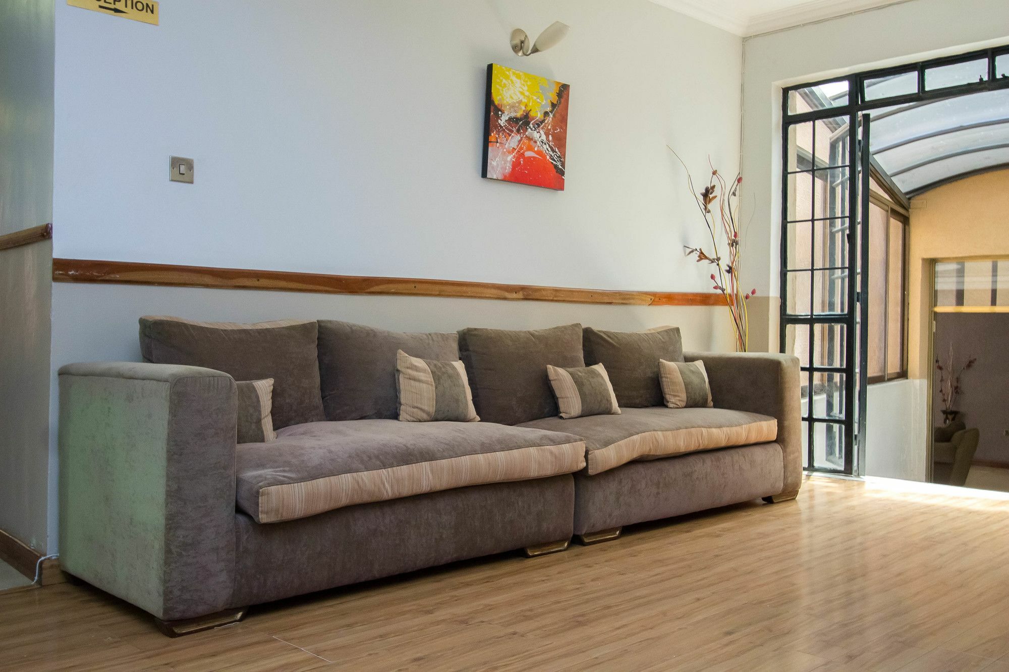 קיסומו Victoria Comfort Inn מראה חיצוני תמונה